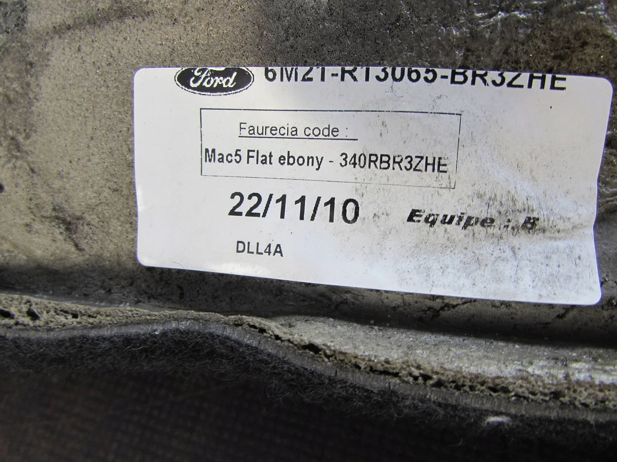Tapis de coffre Ford S-MAX I 10-14 KBI64172