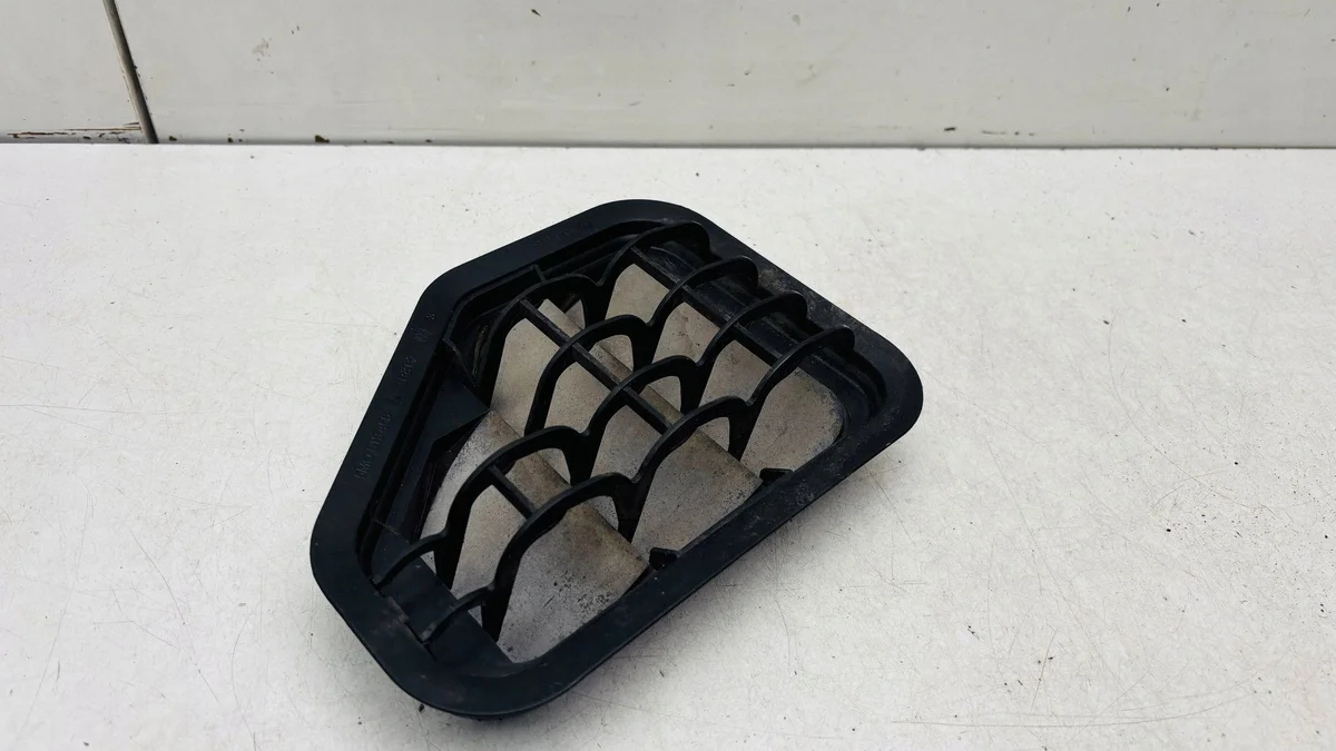 Griglia ventilazione posteriore Volkswagen Tiguan 5M0819466A