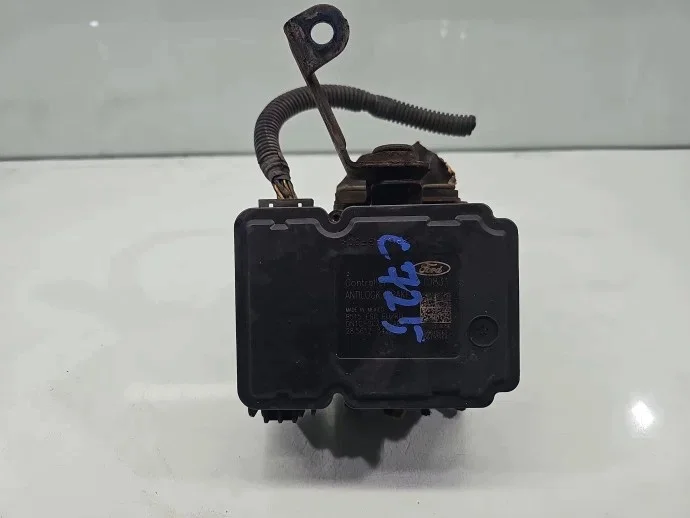 ABS-pump Ford Ecosport DN1C-2C210-AB Begagnad