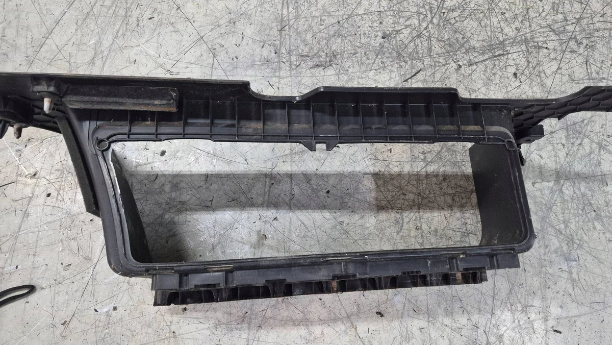 Schwellerabdeckung Ford Transit Mk8 rechts vorne image 6