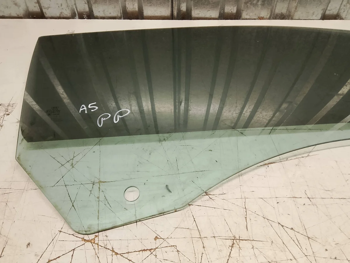 Audi A5 Seitenfenster Tür Rechts Vorne Gebraucht image 3