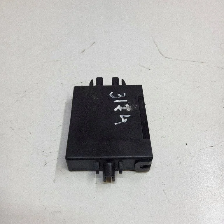 2016 Lexus NX Immobilizer Module 625490000 image 5