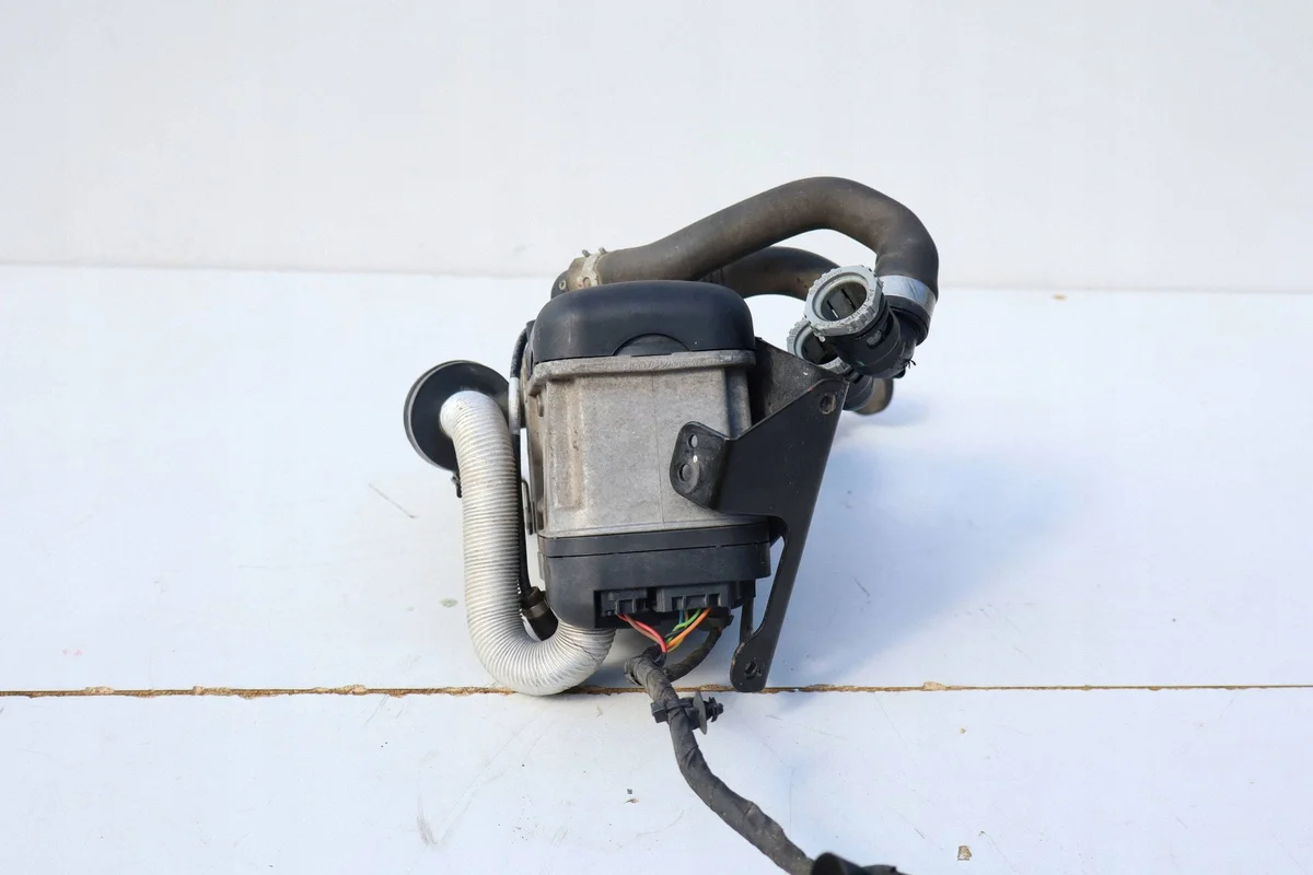 Standheizung Webasto Volvo V60 XC70 III Diesel image 10