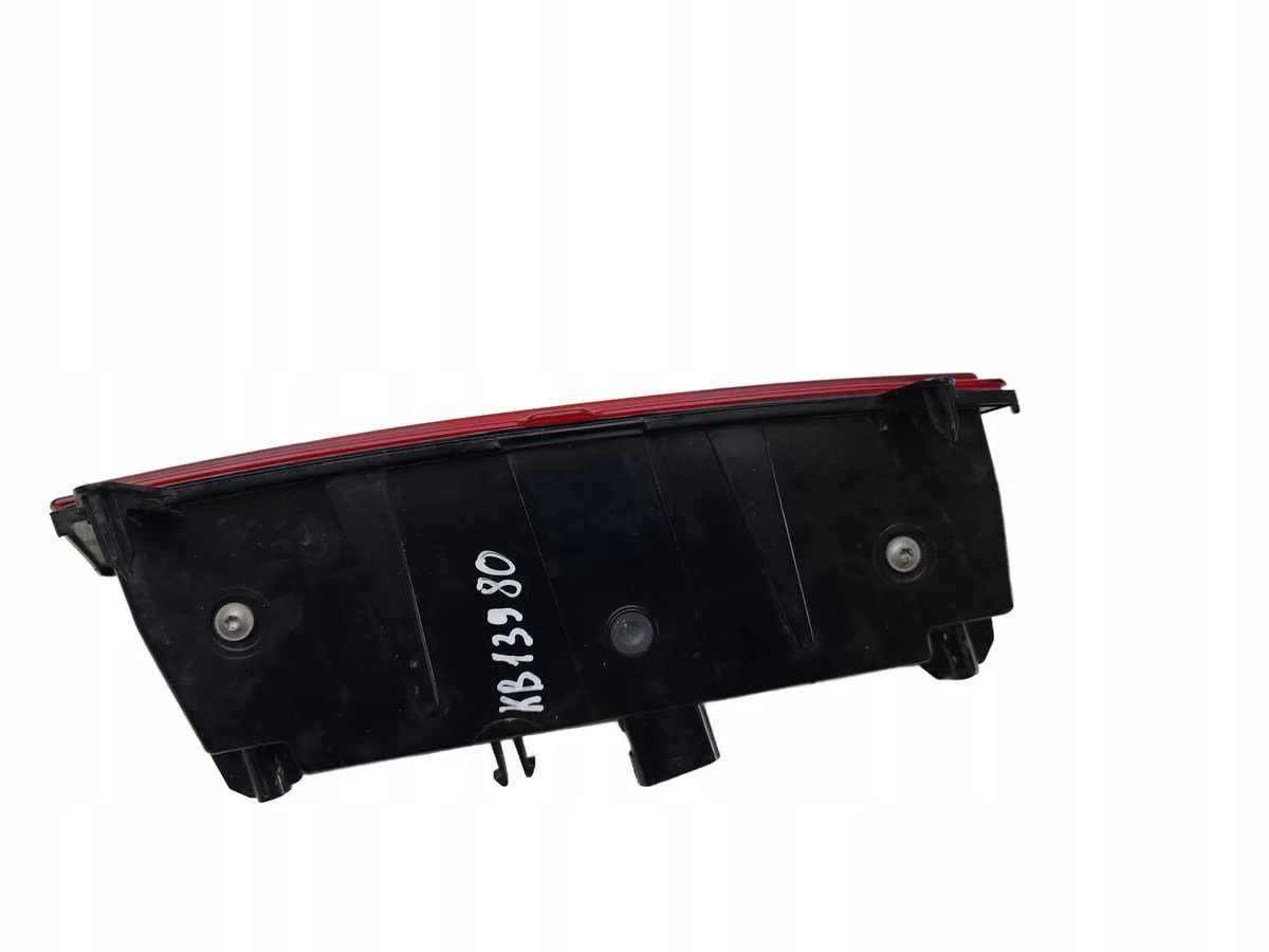 Luz de para-choque traseiro BMW i3 2019 OEM 7304044 image 6