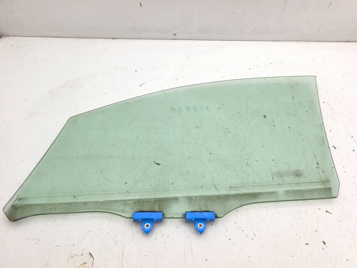 Toyota bZ4X 2023 Türscheibe vorne AMD271445 image 6