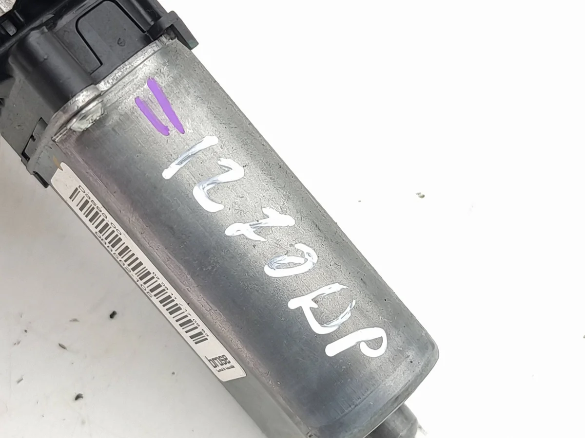 Porsche Cayenne (92A) Sitzmotor D359300 image 4