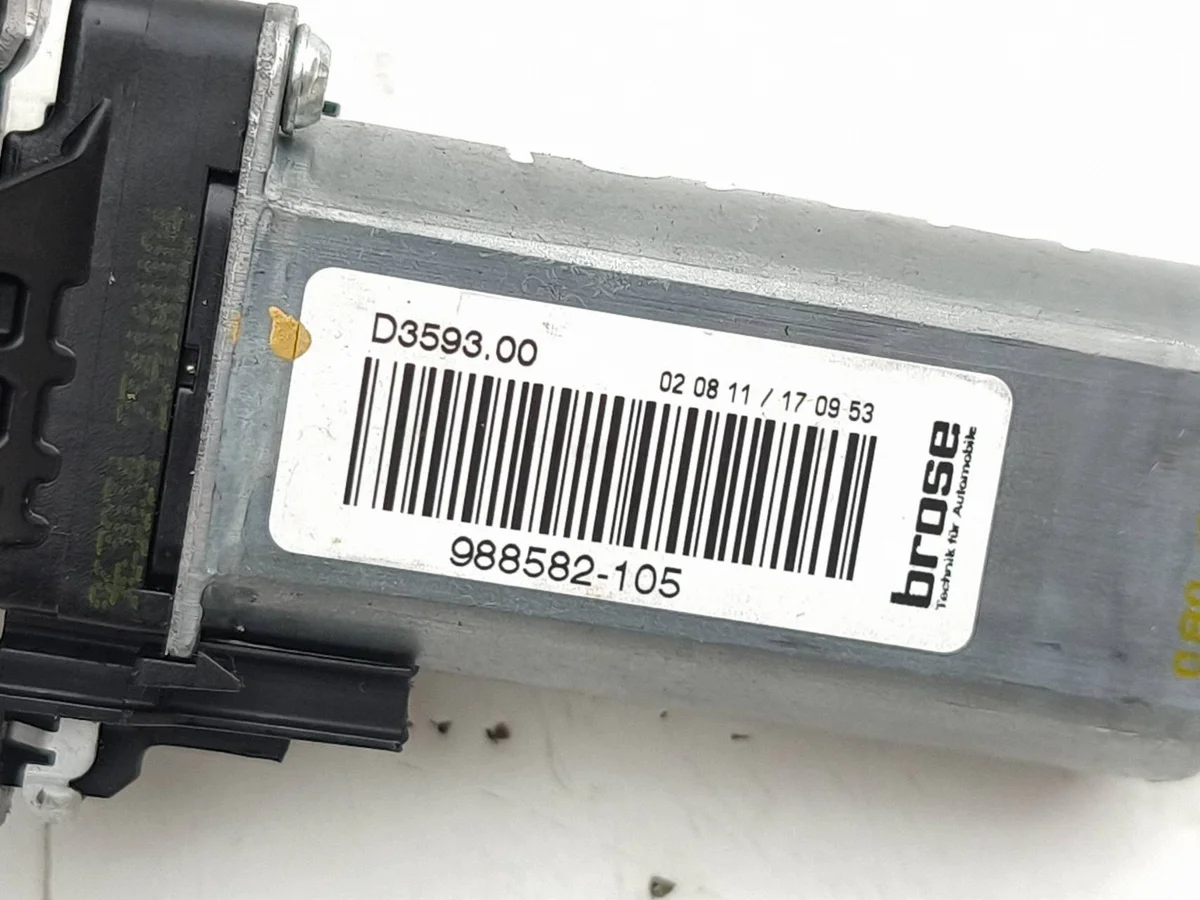 Porsche Cayenne (92A) Sitzmotor D359300 image 6