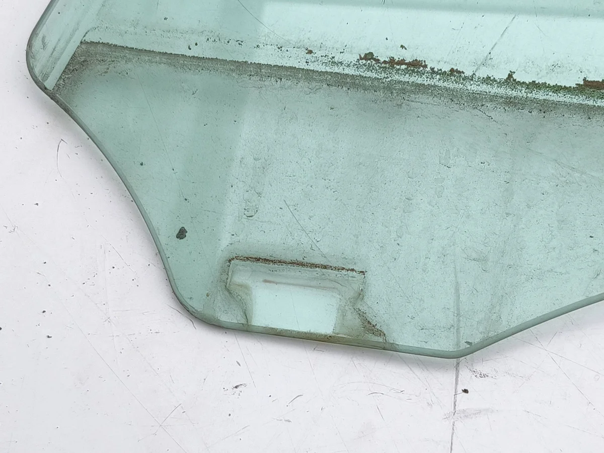 Porsche Cayenne 92A Szyba drzwi przednich image 3