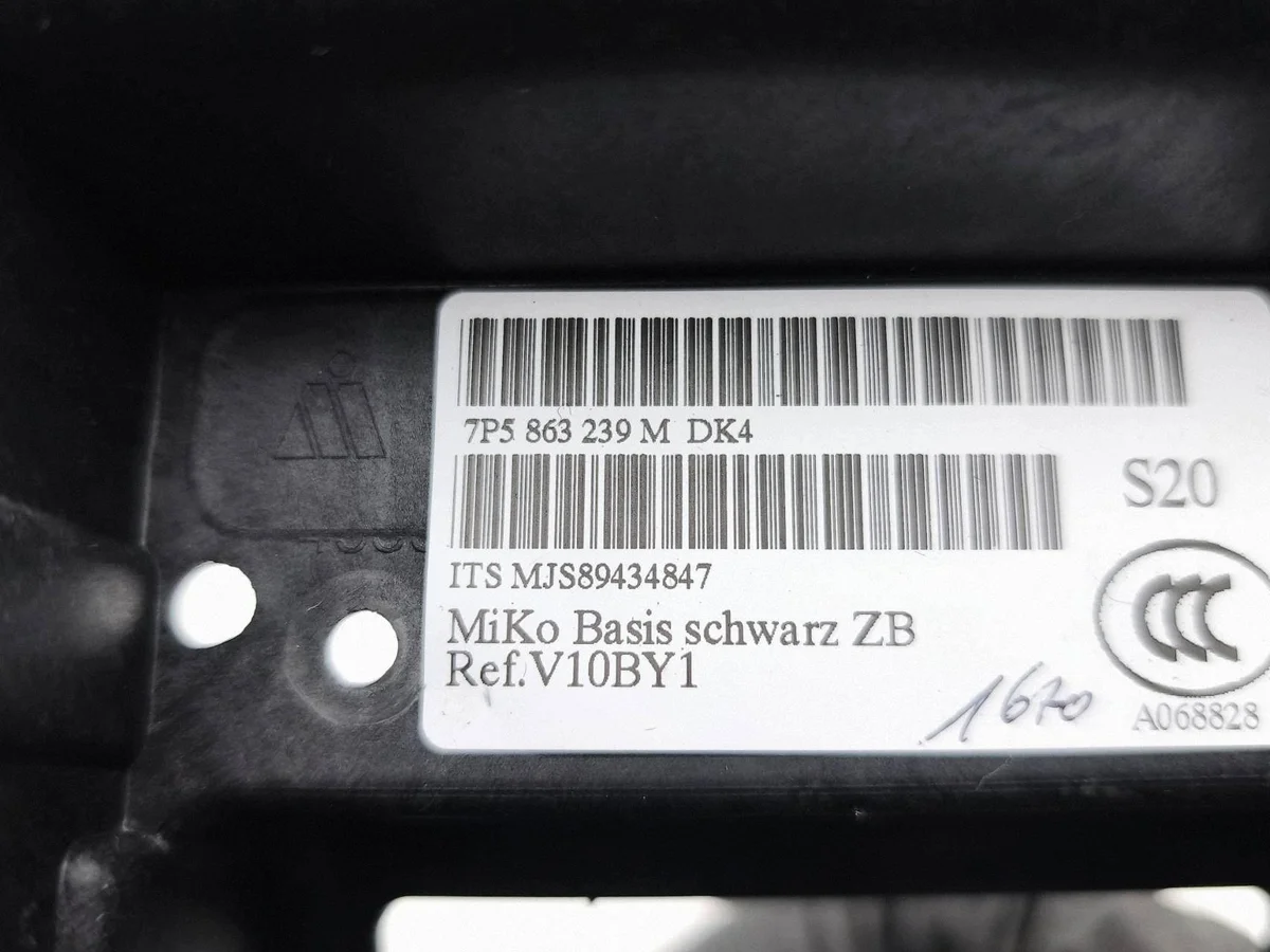 Porsche Cayenne 92A 12V Steckdose (hinten) 7P5863239M image 6