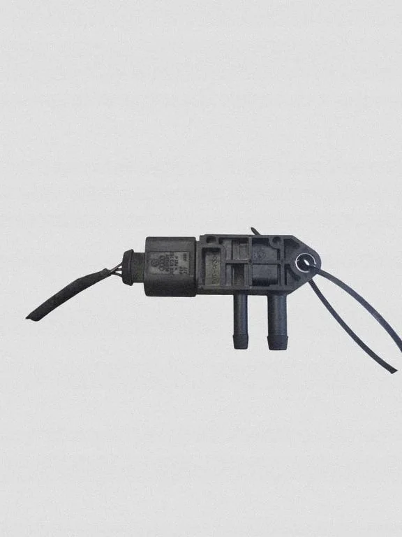 Avgastryckgivare VW T5 2.0 0281006082