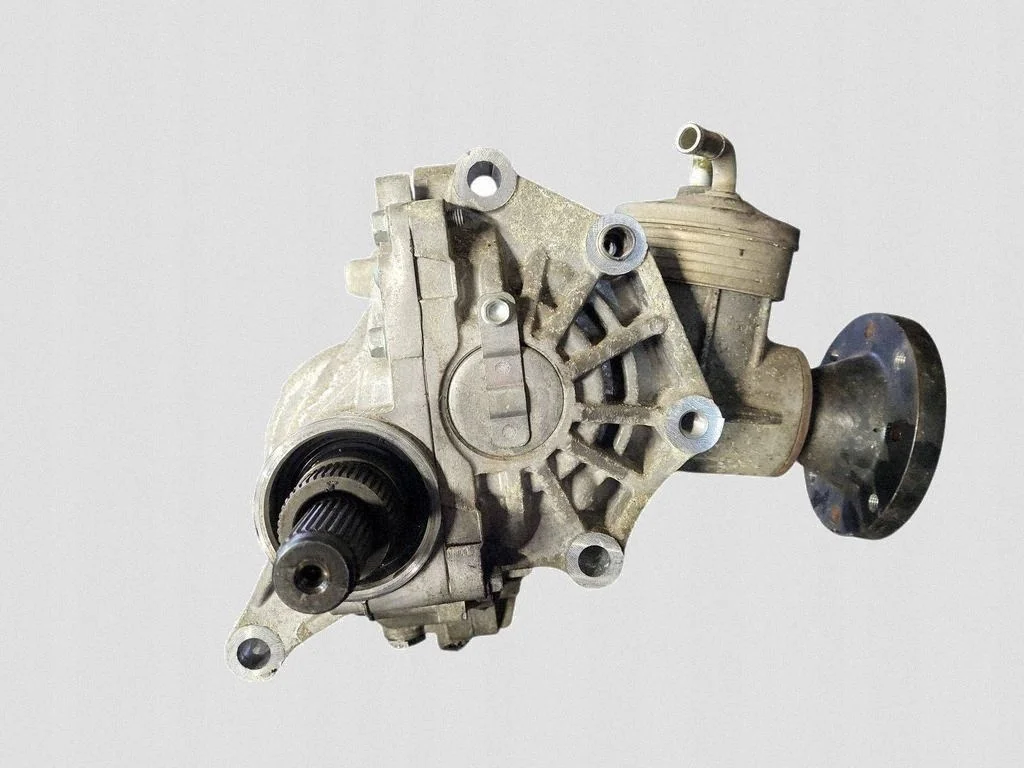 Mazda CX-5 2009 Transfer Case / Reducer image 3