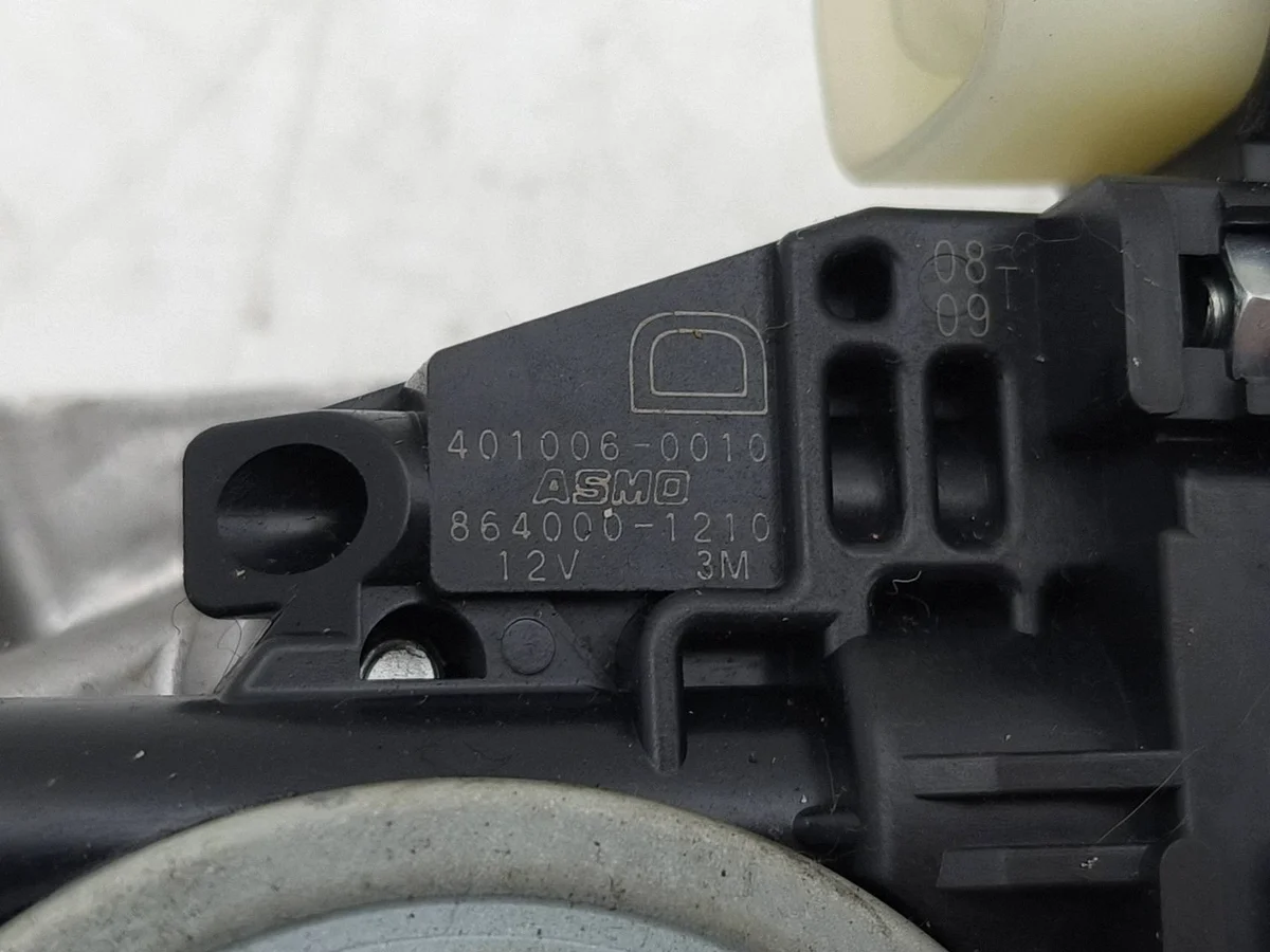 Mazda CX-7 Sitzmotor 4010060010 Gebraucht image 6