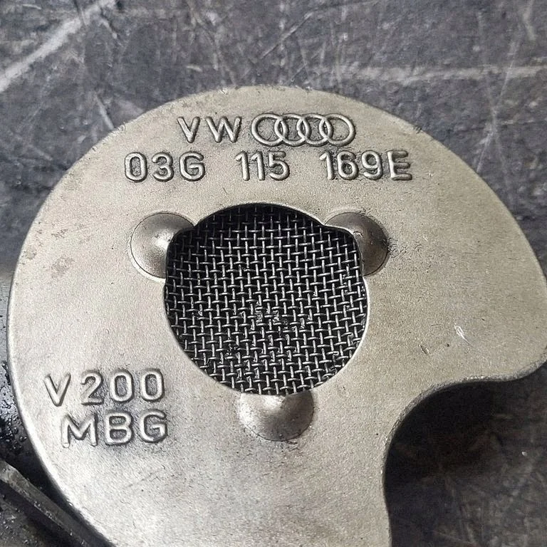 Pompa Oleju VW Passat B6 03G115169E image 3