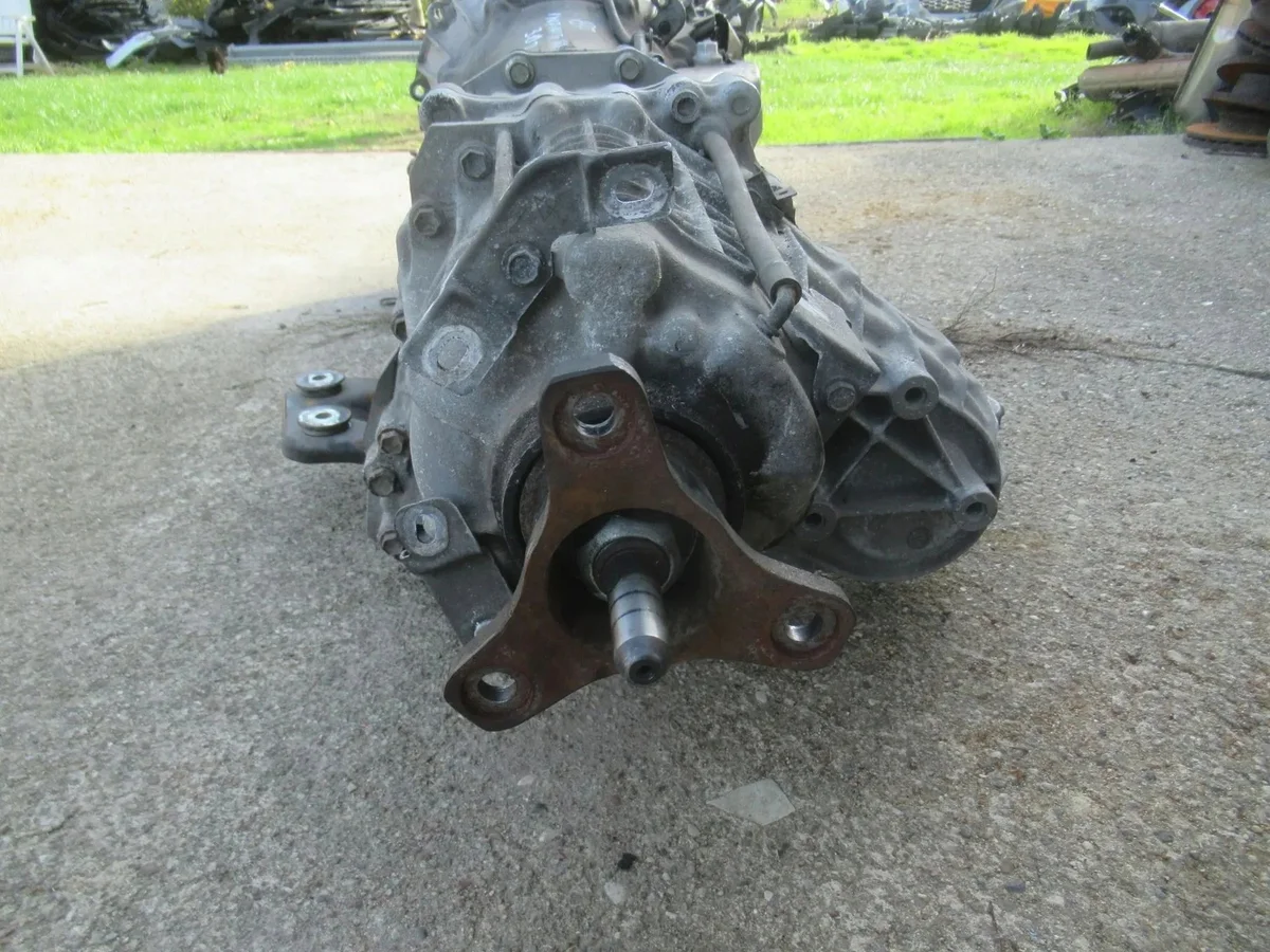 Getriebe Untersetzer Infiniti QX70 3.0D FX30d image 4