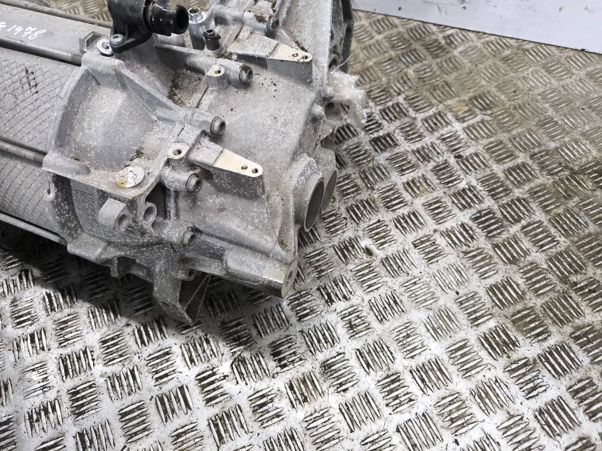 Elmotor Skoda Enyaq iV 0EH903052B Begagnad image 6