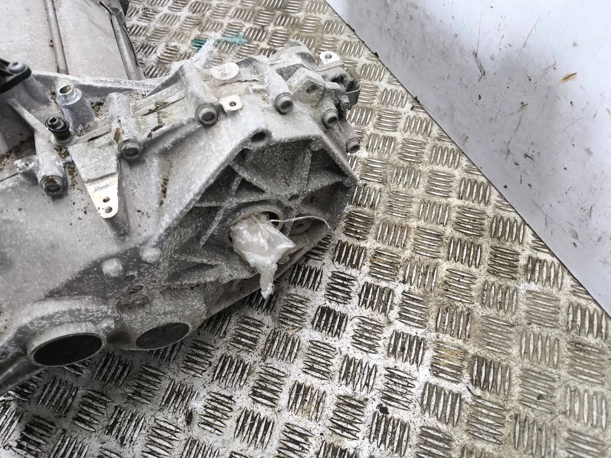 Elmotor Skoda Enyaq iV 0EH903052B Begagnad image 7