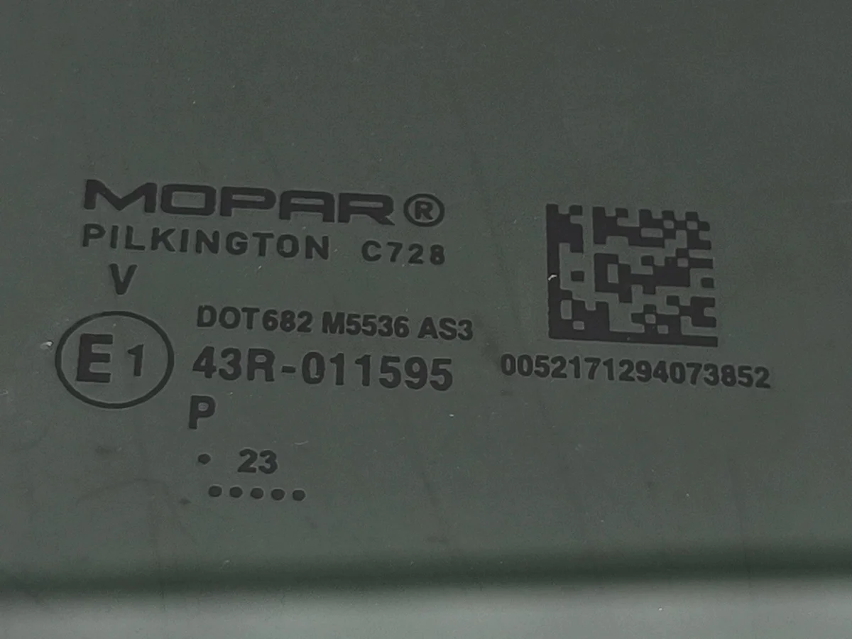 Jeep Avenger 2023 Vitre Arrière OEM AMD268200 image 3