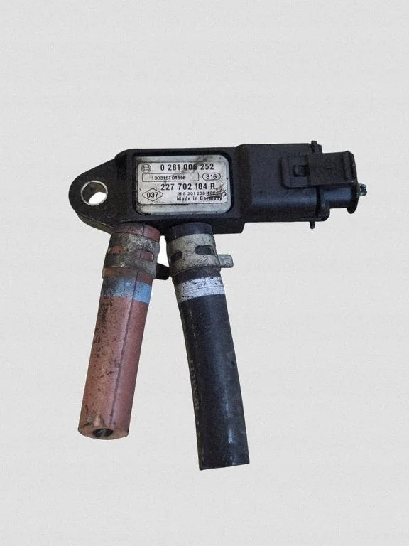 Druksensor uitlaatgas Mercedes W176 0281006252 image 3