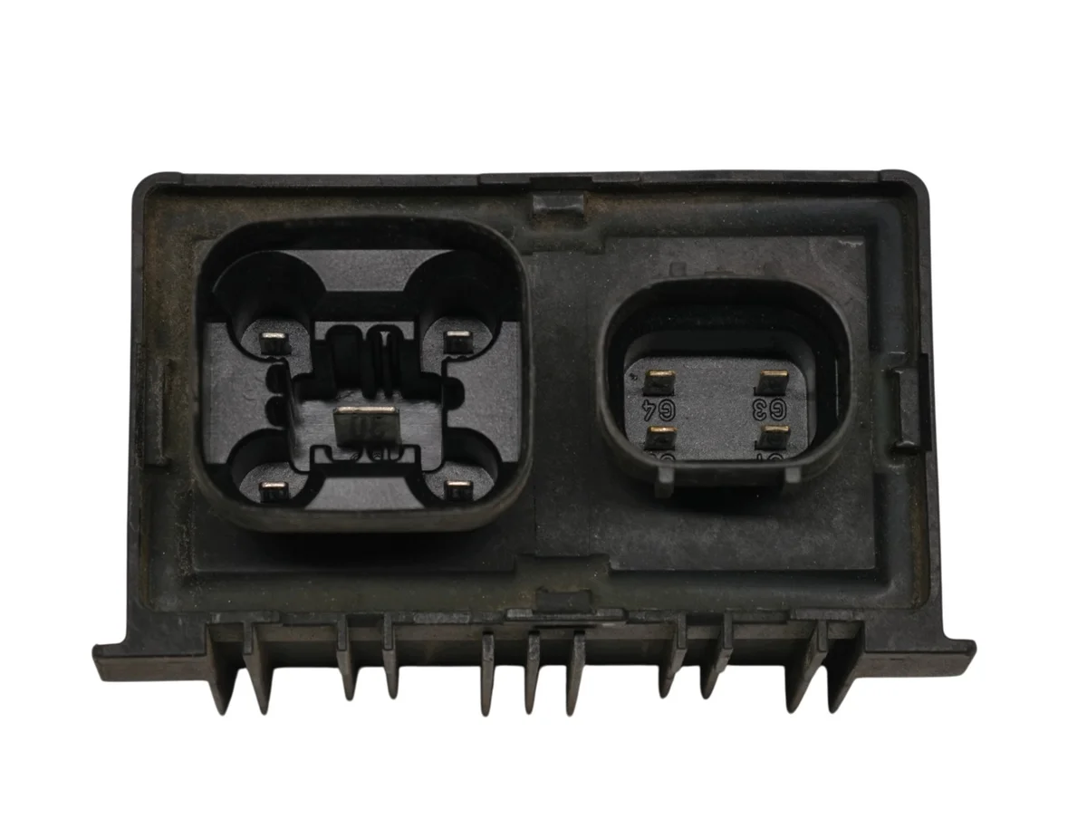 Opel Astra J gloeibougie relais 55557761 image 5