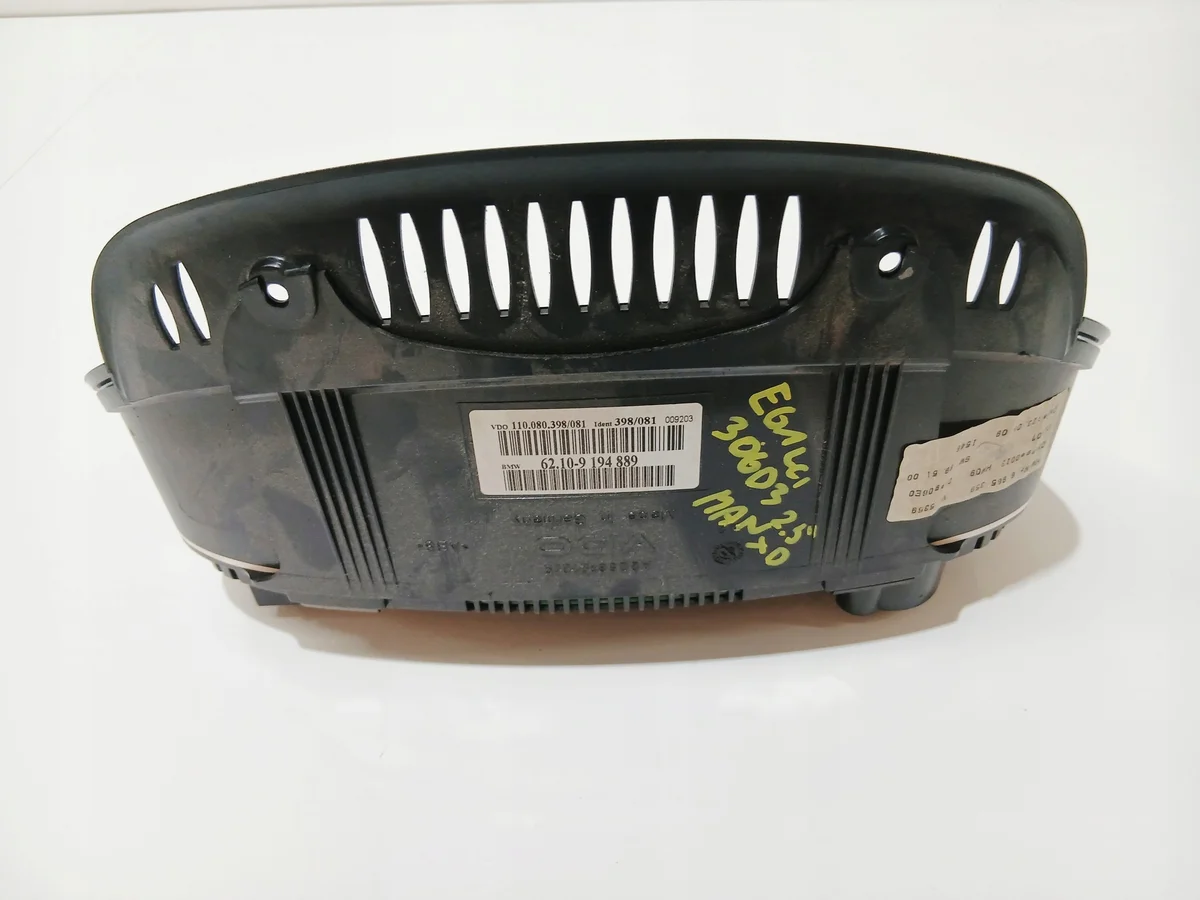 BMW E60 E61 LCI Tacho Benzin Automat Japan image 4