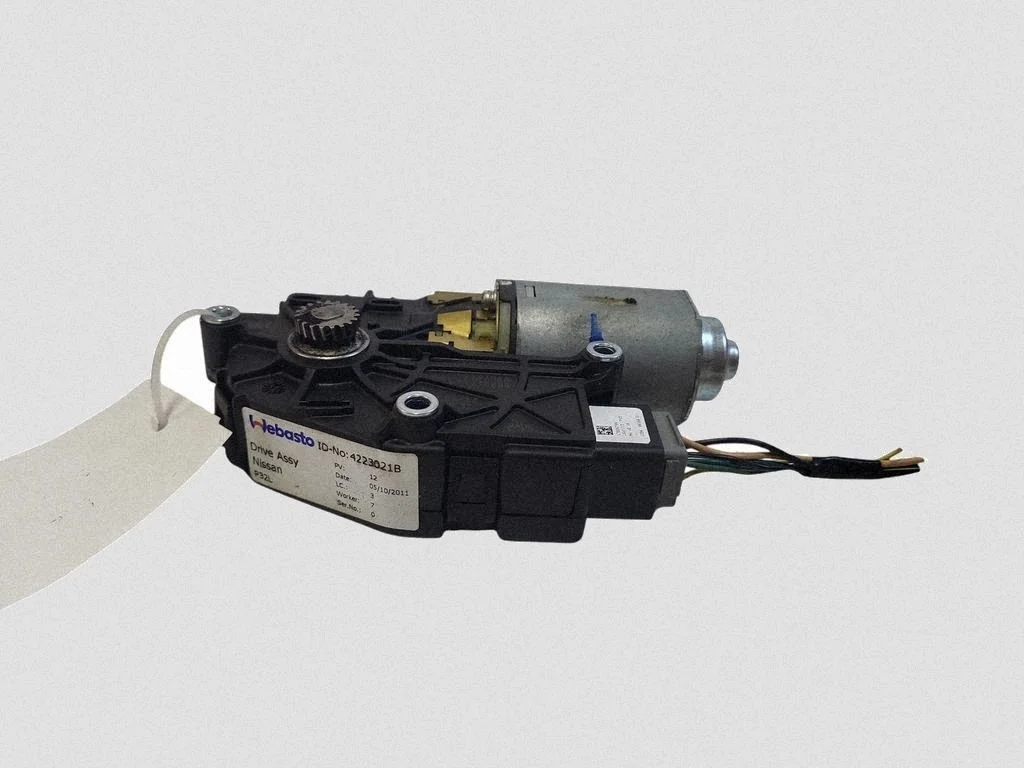 Nissan Qashqai 2013 Schiebedach Motor 4223021B