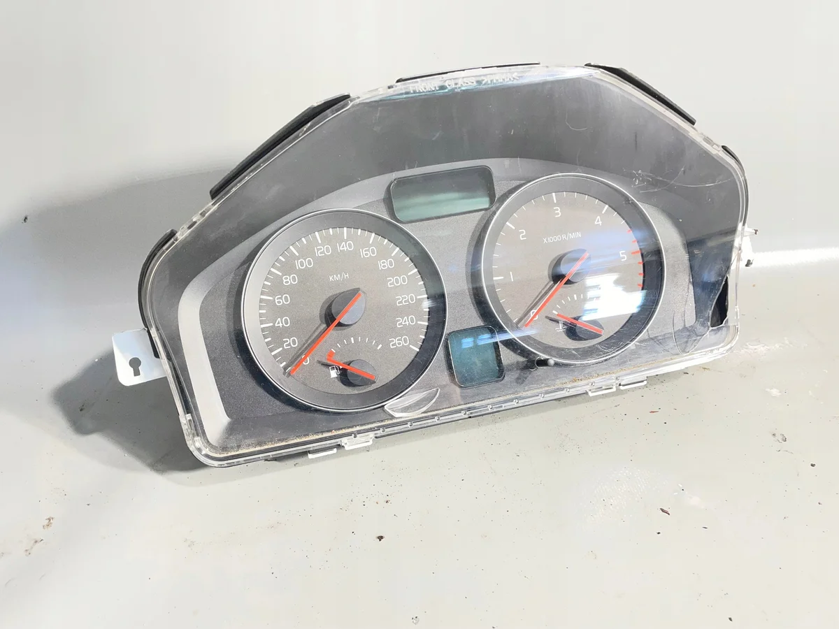 Volvo S40 V50 mittaristo 31296228