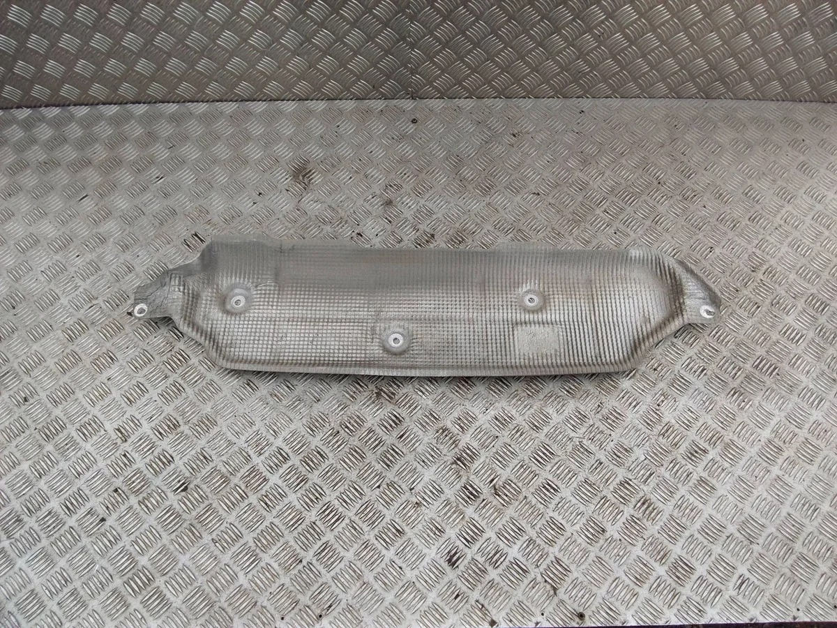Audi Q7 4M Underbody Thermal Shield 4M0825711F