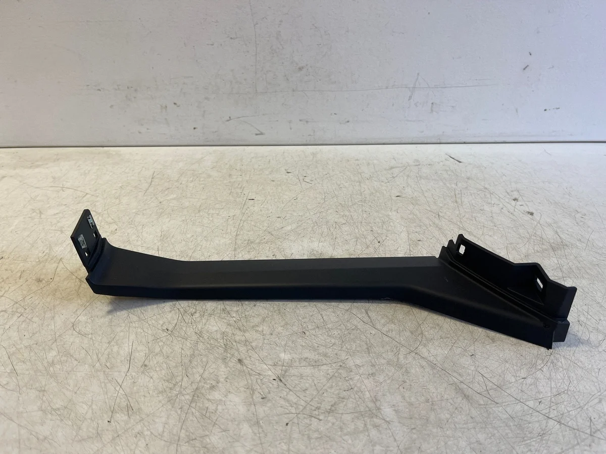 Audi E-Tron Interieurdeel Links 4KR863045