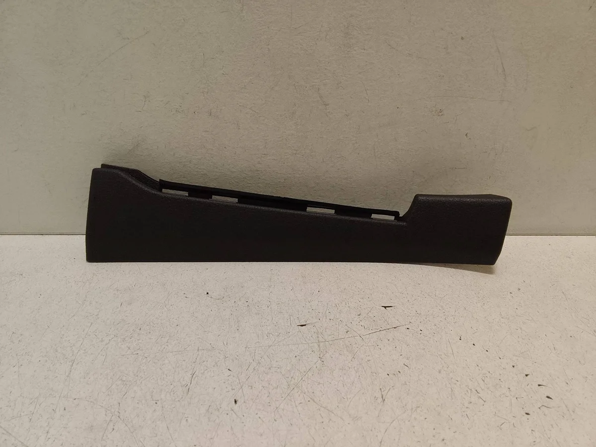Audi E-Tron Interieurdeel Rechts 4KE868204