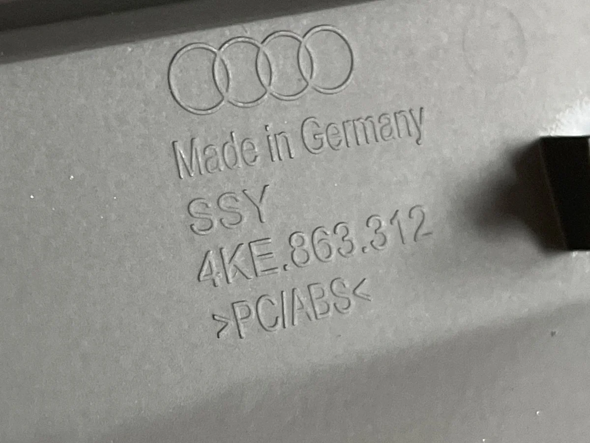 Audi e-tron - Pièce intérieure 4KE863312 image 4