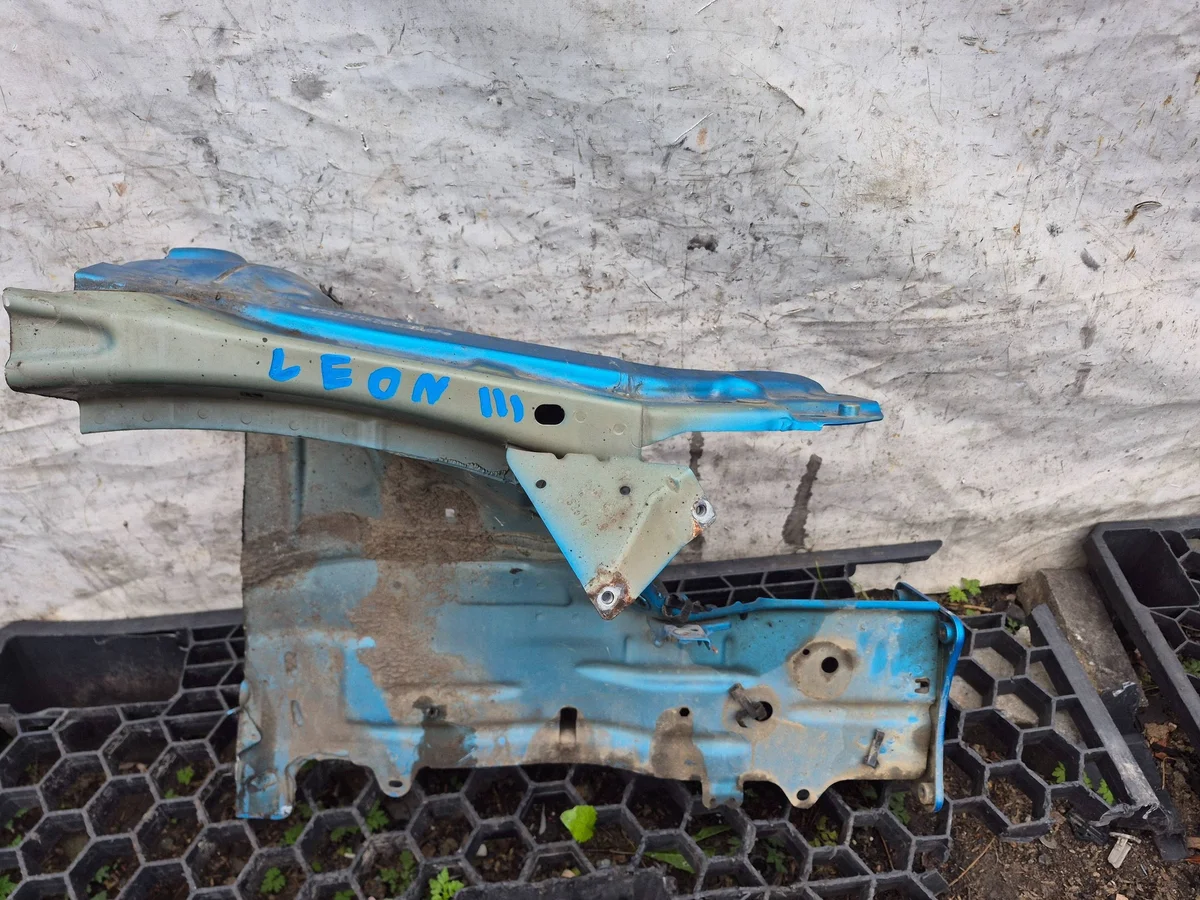 Viertel Längsträger Rechts Vorne Seat Leon III