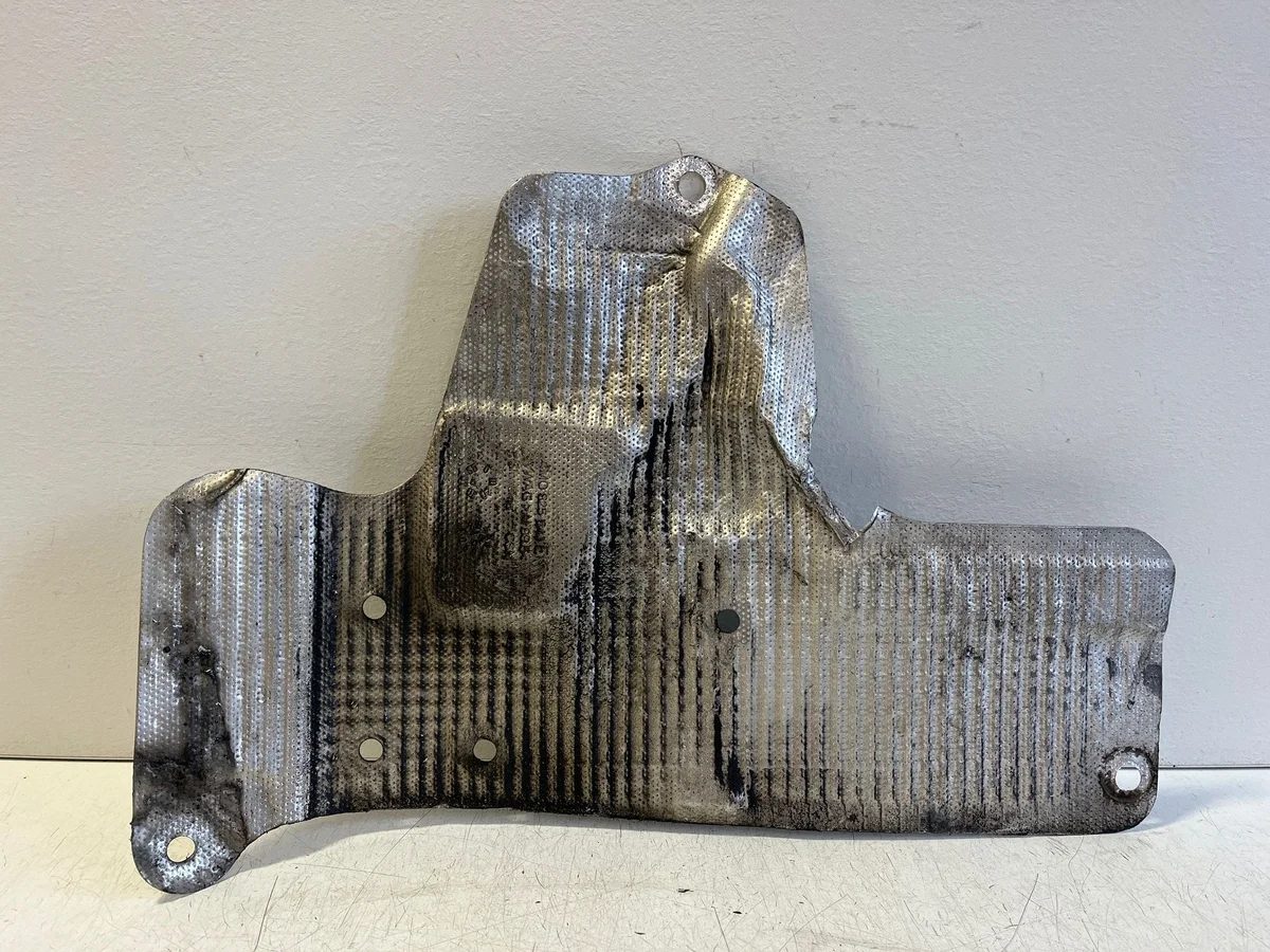 Audi Q7 4M Heat Shield 4M0825641E