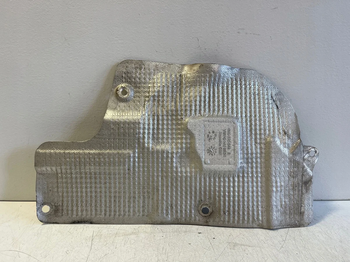 Audi Q7 4M Pare-chaleur échappement 4M0825642E