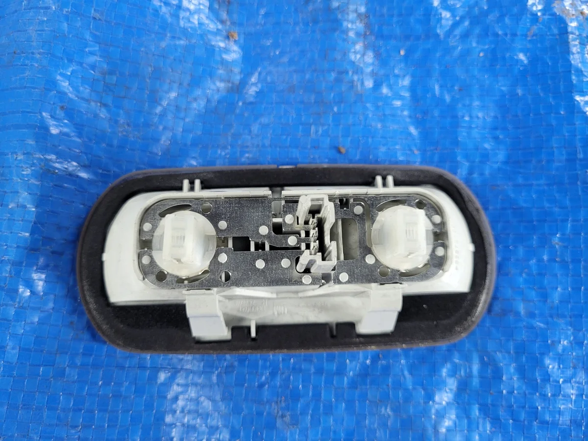 Opel Meriva B Schwellerleuchte rechts image 4
