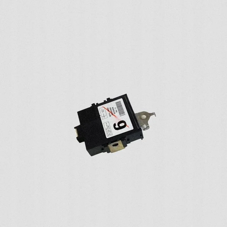 2011 Toyota Avensis Door Module 001554208 image 6
