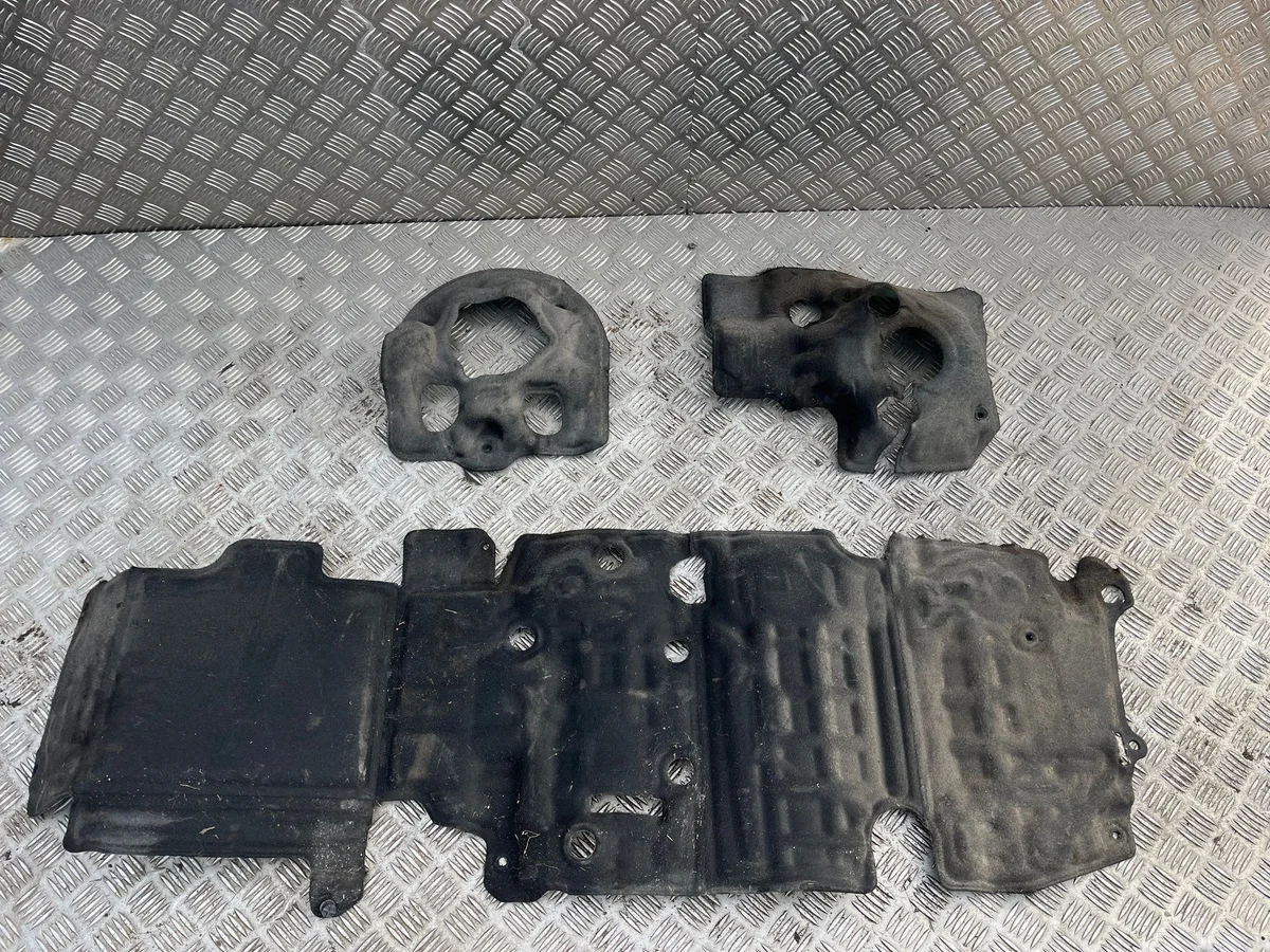 Audi e-tron Aislamiento Trasero 4KE901265R