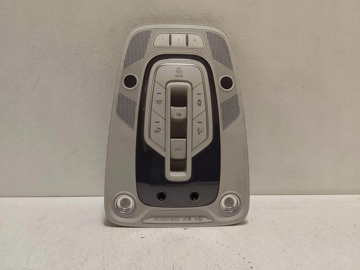 Lampada sottocielo Audi Q7 4M 4M0947135AN Usata