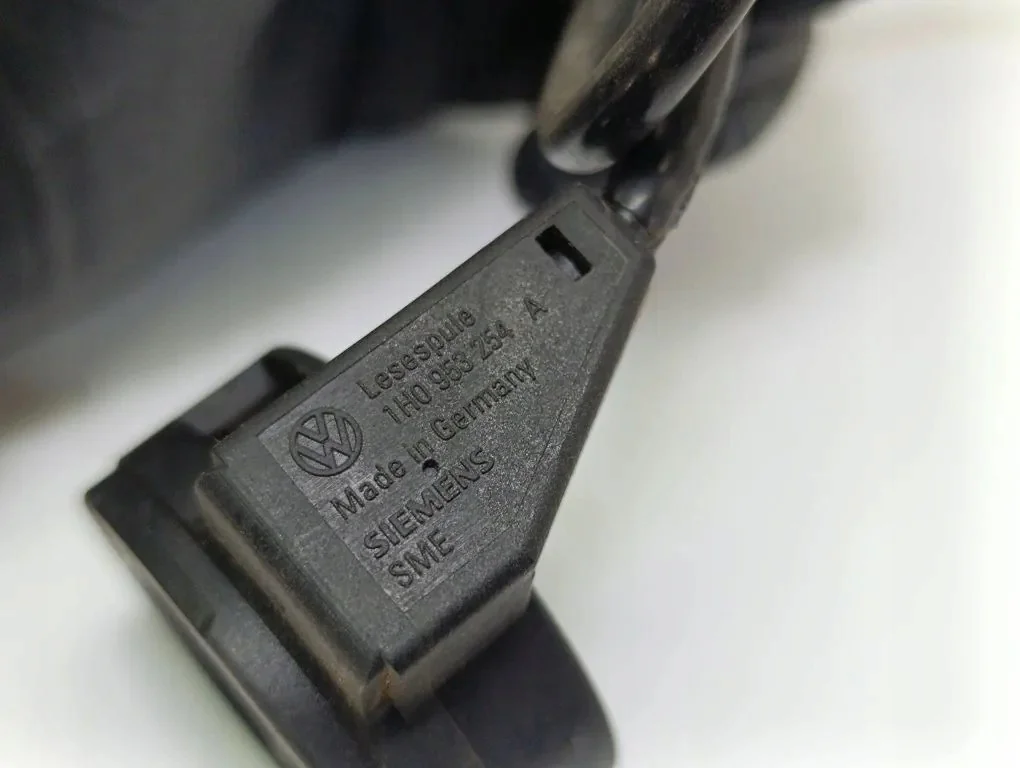 Volkswagen Golf III - immobilizer-silmukka image 3