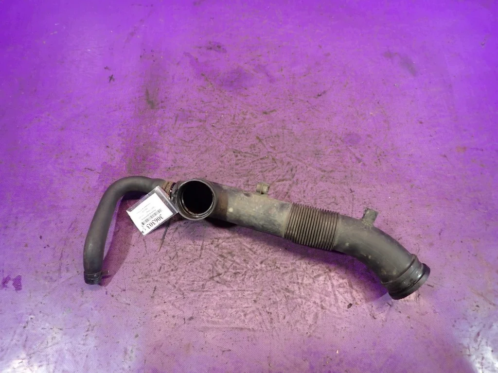 Tuyau d'air Opel Corsa C 24467829