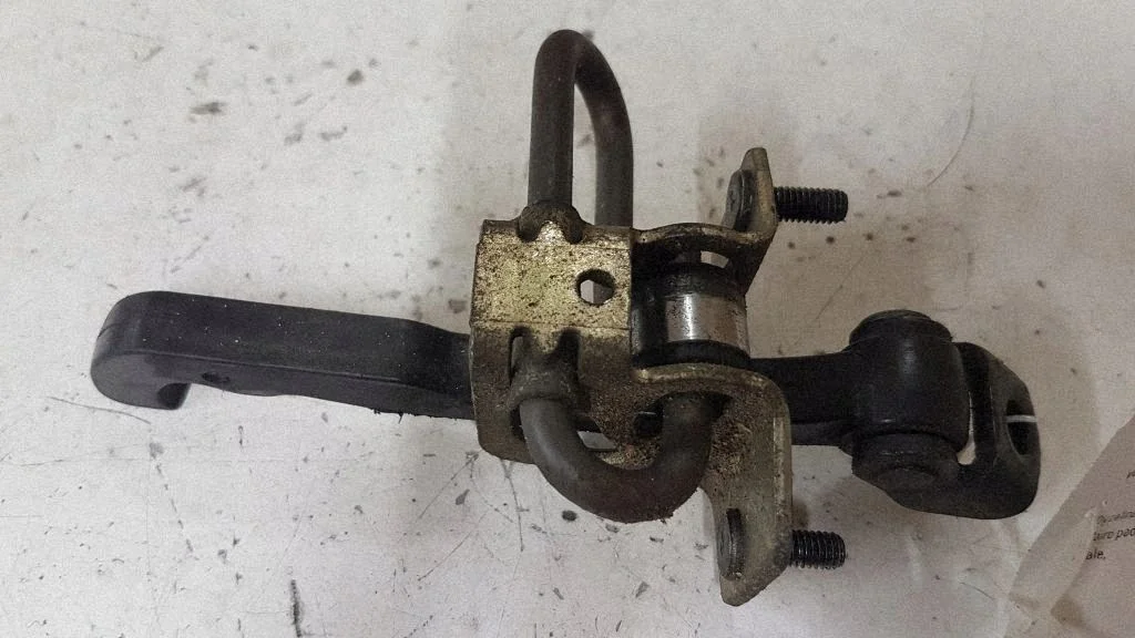 2006 Volvo V50 Achterdeur Stopper EQW86368 image 4