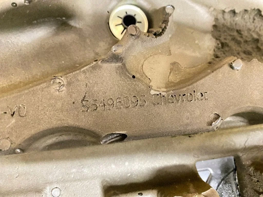 2017 Opel Astra K Engine Cover EQW85833 image 3