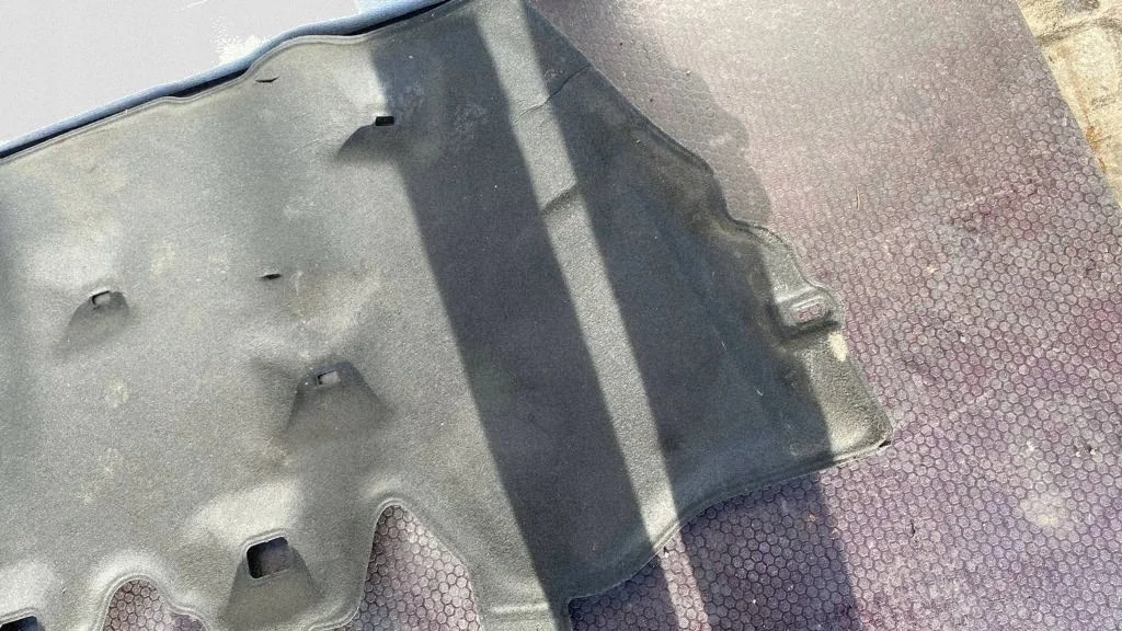 Volvo V40 2014 Dämmung Motorhaube 1612J