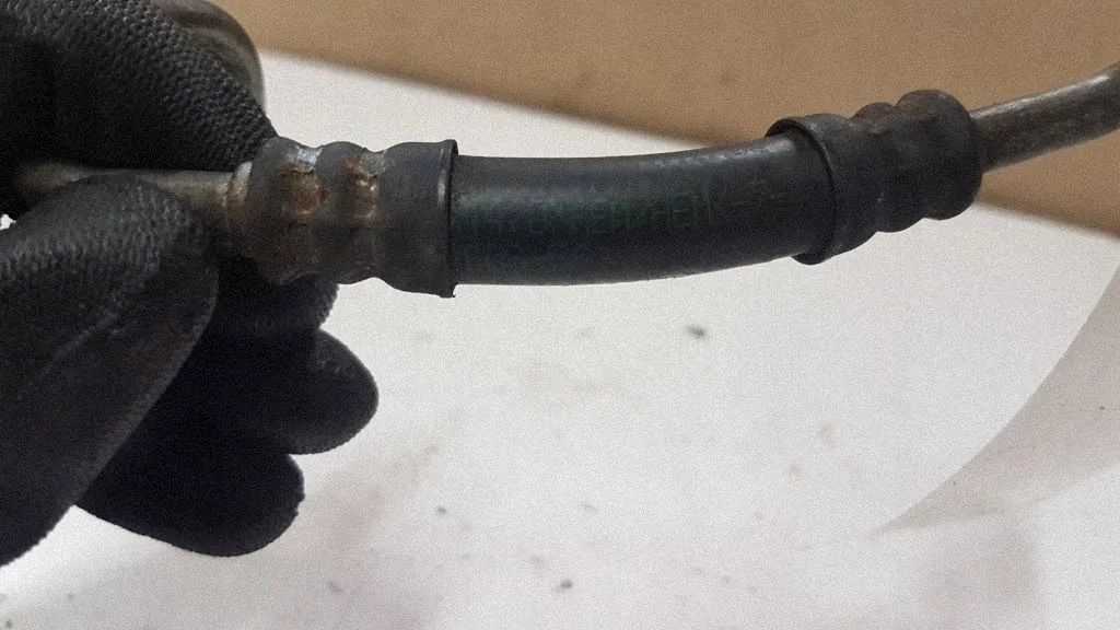 Conduit d'huile turbo BMW 3 E90 E91 7160958