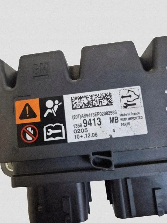 Opel Astra J Airbag-ohjain 13589413 image 3