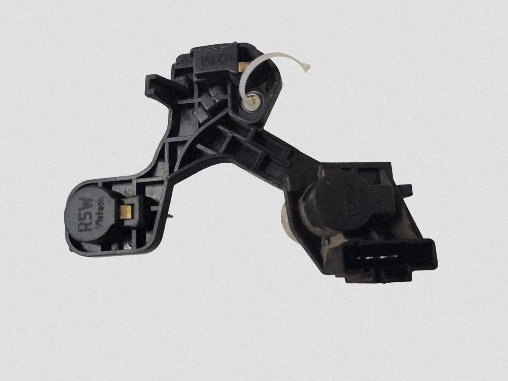 2014 Citroen C5 12V Socket (Rear) VP8X8X13N005BA