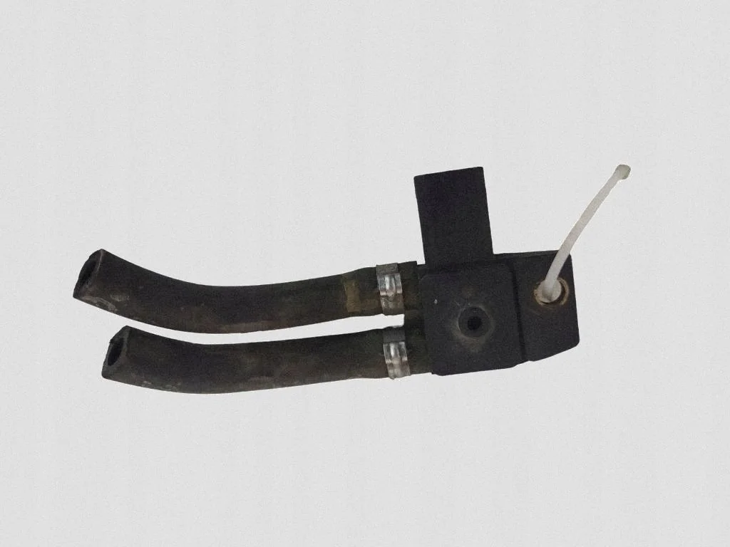 2009 Citroen C5 Exhaust Pressure Sensor G4532002 image 4