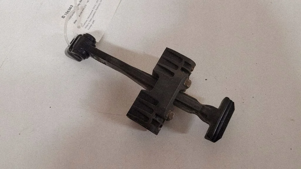 BMW 3 F30 F31 F35 Türbegrenzer hinten image 3