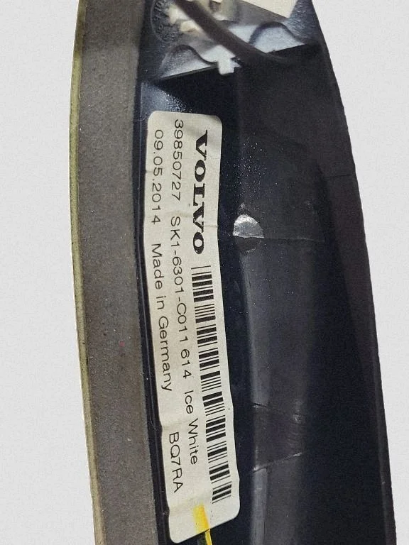 Volvo V40 2014 GPS-antennin suojus