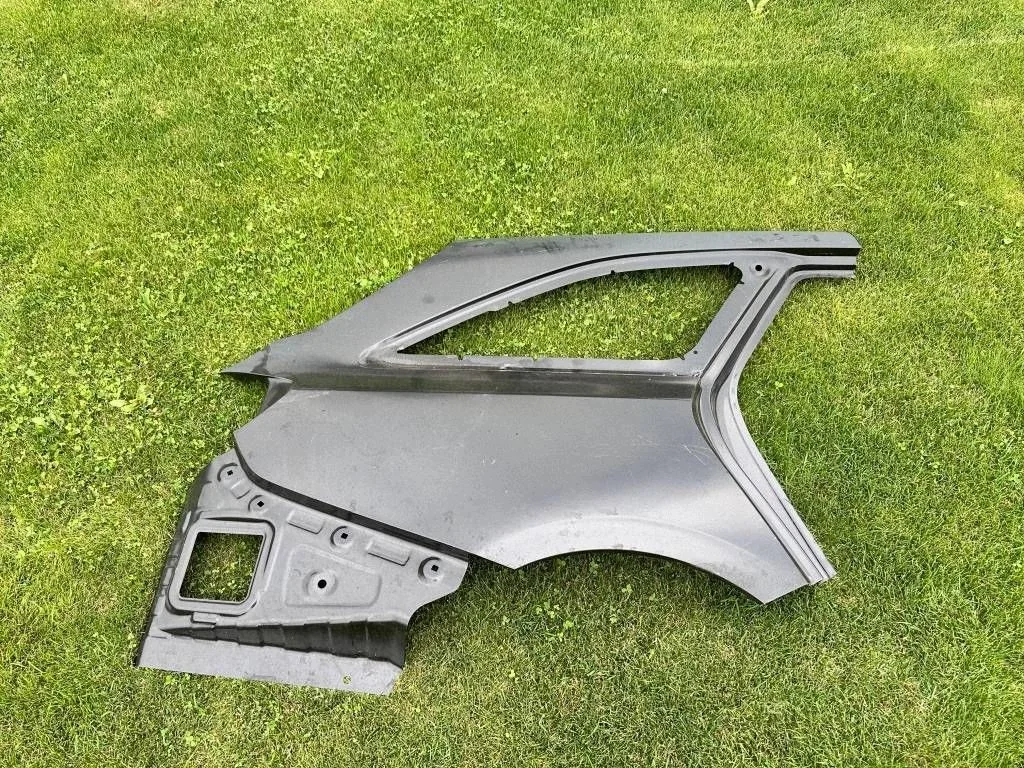 Bakre sidopanel höger KIA Ceed