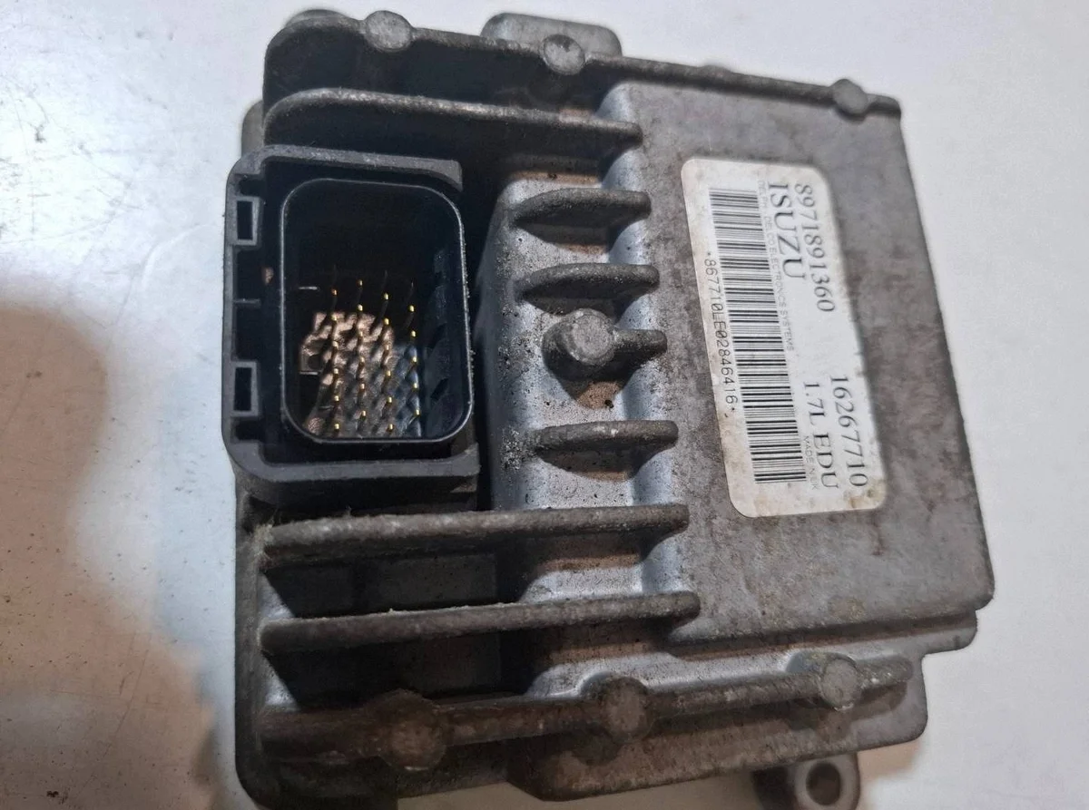 Steuergerät Einspritzpumpe Opel Astra G II 1.7 DI DTI image 3